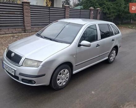 Сірий Шкода Фабія, об'ємом двигуна 1.39 л та пробігом 250 тис. км за 2850 $, фото 1 на Automoto.ua