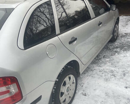 Сірий Шкода Фабія, об'ємом двигуна 1.2 л та пробігом 88 тис. км за 3100 $, фото 1 на Automoto.ua