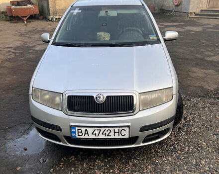 Сірий Шкода Фабія, об'ємом двигуна 1.2 л та пробігом 283 тис. км за 3500 $, фото 1 на Automoto.ua