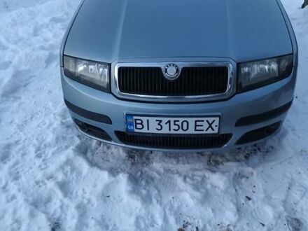 Серый Шкода Фабия, объемом двигателя 1.2 л и пробегом 218 тыс. км за 3500 $, фото 1 на Automoto.ua