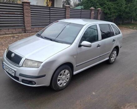 Сірий Шкода Фабія, об'ємом двигуна 1.4 л та пробігом 250 тис. км за 2850 $, фото 1 на Automoto.ua