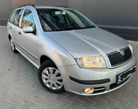 Сірий Шкода Фабія, об'ємом двигуна 1.39 л та пробігом 199 тис. км за 3300 $, фото 1 на Automoto.ua