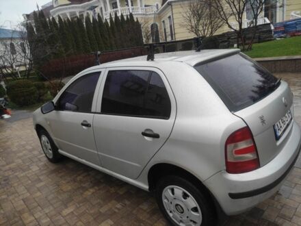 Серый Шкода Фабия, объемом двигателя 1.2 л и пробегом 327 тыс. км за 2999 $, фото 1 на Automoto.ua