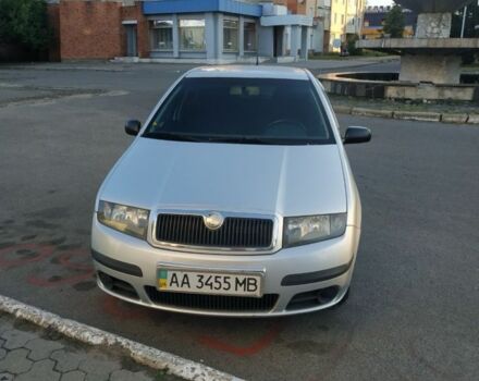 Сірий Шкода Фабія, об'ємом двигуна 1.2 л та пробігом 350 тис. км за 3700 $, фото 1 на Automoto.ua