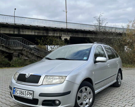 Сірий Шкода Фабія, об'ємом двигуна 1.39 л та пробігом 236 тис. км за 4200 $, фото 1 на Automoto.ua