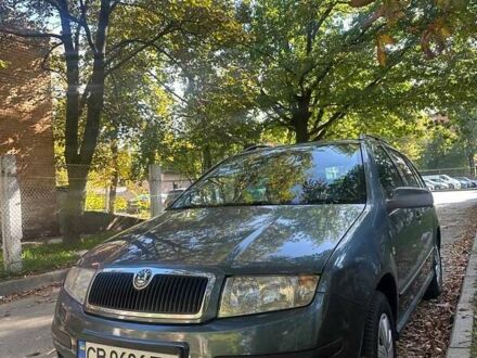 Серый Шкода Фабия, объемом двигателя 1.39 л и пробегом 235 тыс. км за 4000 $, фото 1 на Automoto.ua