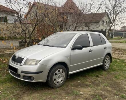 Серый Шкода Фабия, объемом двигателя 1.2 л и пробегом 240 тыс. км за 3498 $, фото 1 на Automoto.ua