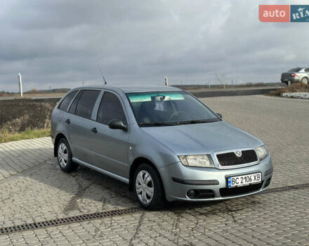 Серый Шкода Фабия, объемом двигателя 1.4 л и пробегом 270 тыс. км за 2550 $, фото 1 на Automoto.ua