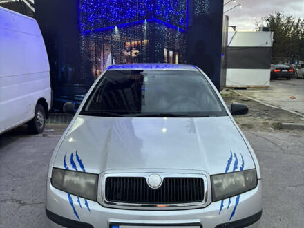 Серый Шкода Фабия, объемом двигателя 1.2 л и пробегом 234 тыс. км за 3700 $, фото 1 на Automoto.ua