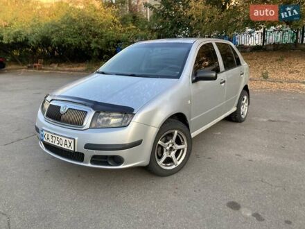 Сірий Шкода Фабія, об'ємом двигуна 1.2 л та пробігом 274 тис. км за 2900 $, фото 1 на Automoto.ua