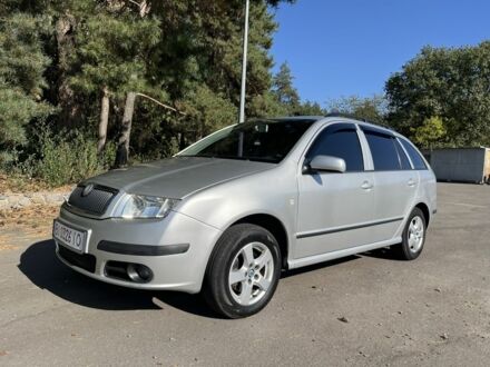 Сірий Шкода Фабія, об'ємом двигуна 1.4 л та пробігом 260 тис. км за 4600 $, фото 1 на Automoto.ua