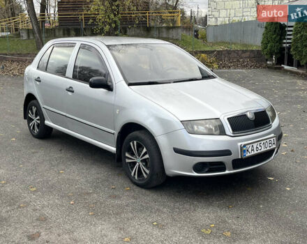 Серый Шкода Фабия, объемом двигателя 1.2 л и пробегом 215 тыс. км за 3500 $, фото 1 на Automoto.ua
