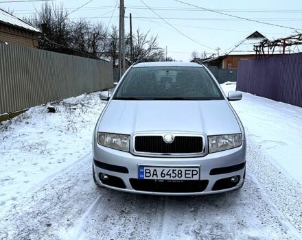 Серый Шкода Фабия, объемом двигателя 1.4 л и пробегом 1790 тыс. км за 4600 $, фото 1 на Automoto.ua