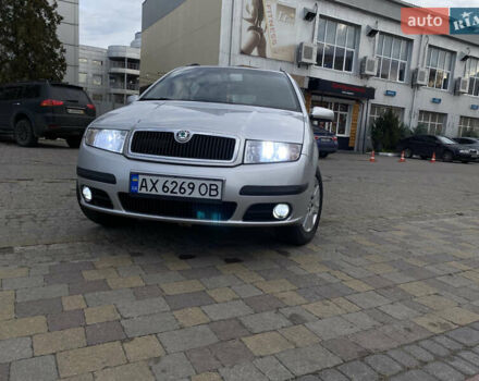 Серый Шкода Фабия, объемом двигателя 1.4 л и пробегом 270 тыс. км за 4900 $, фото 1 на Automoto.ua