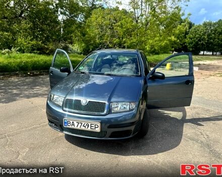 Сірий Шкода Фабія, об'ємом двигуна 1.2 л та пробігом 180 тис. км за 3200 $, фото 1 на Automoto.ua