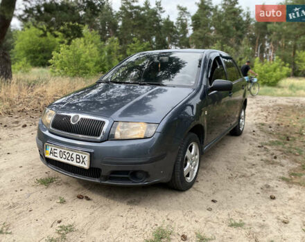 Серый Шкода Фабия, объемом двигателя 1.2 л и пробегом 240 тыс. км за 2800 $, фото 1 на Automoto.ua