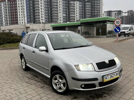 Серый Шкода Фабия, объемом двигателя 1.39 л и пробегом 249 тыс. км за 3500 $, фото 1 на Automoto.ua