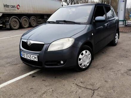 Сірий Шкода Фабія, об'ємом двигуна 1.39 л та пробігом 211 тис. км за 3900 $, фото 1 на Automoto.ua