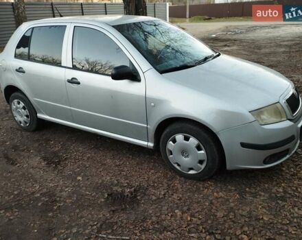 Серый Шкода Фабия, объемом двигателя 1.2 л и пробегом 250 тыс. км за 3600 $, фото 1 на Automoto.ua