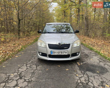 Серый Шкода Фабия, объемом двигателя 1.6 л и пробегом 223 тыс. км за 5700 $, фото 1 на Automoto.ua