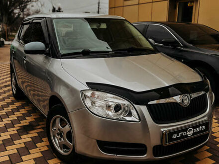 Сірий Шкода Фабія, об'ємом двигуна 1.4 л та пробігом 171 тис. км за 4200 $, фото 1 на Automoto.ua