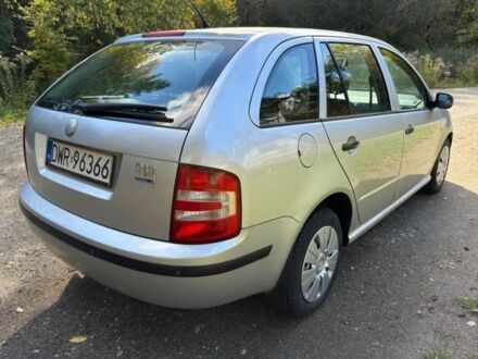 Серый Шкода Фабия, объемом двигателя 1.4 л и пробегом 277 тыс. км за 1117 $, фото 1 на Automoto.ua