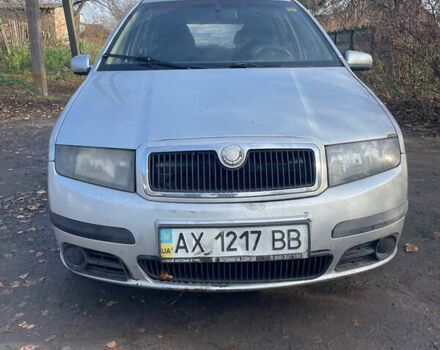 Сірий Шкода Фабія, об'ємом двигуна 1.2 л та пробігом 400 тис. км за 1500 $, фото 1 на Automoto.ua
