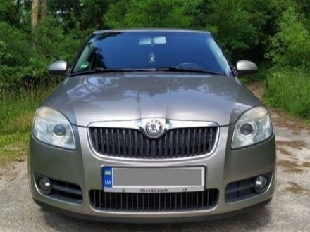 Шкода Фабия 2007 в Шостке на Automoto.ua Серый Шкода Фабия, объемом двигателя 1.4 л и пробегом 205 тыс. км за 6000 $, фото 1 на Automoto.ua