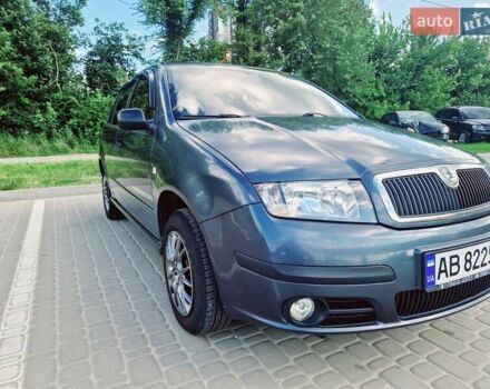 Серый Шкода Фабия, объемом двигателя 1.2 л и пробегом 158 тыс. км за 4100 $, фото 1 на Automoto.ua