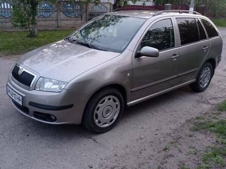Шкода Фабия 2007 в Брусилове на Automoto.ua Серый Шкода Фабия, объемом двигателя 1.4 л и пробегом 250 тыс. км за 4700 $, фото 1 на Automoto.ua