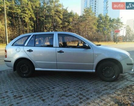 Серый Шкода Фабия, объемом двигателя 1.2 л и пробегом 136 тыс. км за 4500 $, фото 1 на Automoto.ua