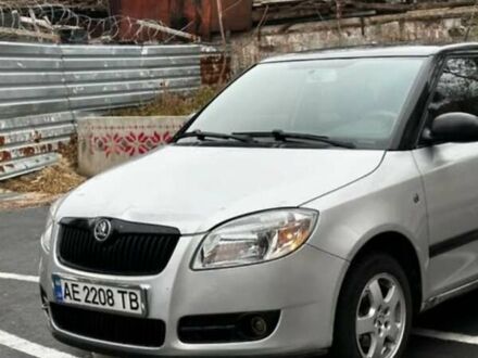Шкода Фабия 2007 в Днепре (Днепропетровске) на Automoto.ua Серый Шкода Фабия, объемом двигателя 1.2 л и пробегом 290 тыс. км за 3800 $, фото 1 на Automoto.ua