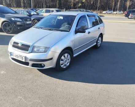 Серый Шкода Фабия, объемом двигателя 1.4 л и пробегом 202 тыс. км за 3600 $, фото 1 на Automoto.ua