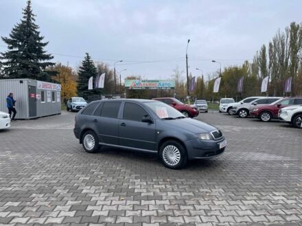 Серый Шкода Фабия, объемом двигателя 1.2 л и пробегом 180 тыс. км за 3700 $, фото 1 на Automoto.ua