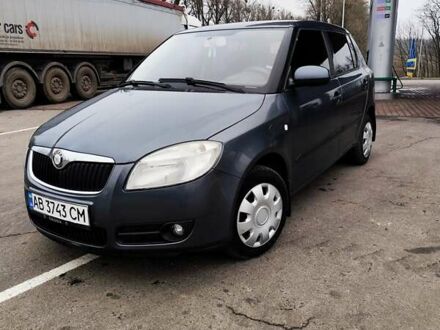 Серый Шкода Фабия, объемом двигателя 1.4 л и пробегом 211 тыс. км за 3900 $, фото 1 на Automoto.ua