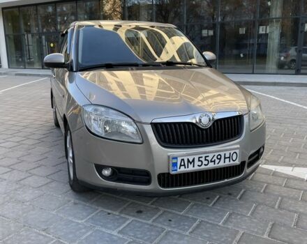 Сірий Шкода Фабія, об'ємом двигуна 1.4 л та пробігом 260 тис. км за 4299 $, фото 1 на Automoto.ua