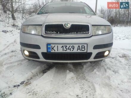 Серый Шкода Фабия, объемом двигателя 1.39 л и пробегом 180 тыс. км за 4500 $, фото 1 на Automoto.ua