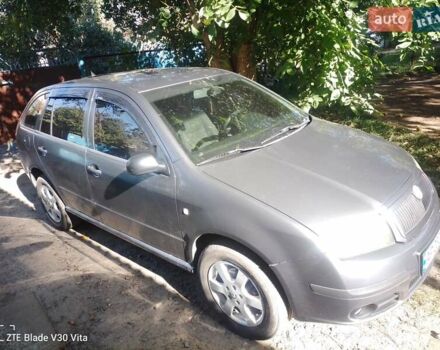 Сірий Шкода Фабія, об'ємом двигуна 1.2 л та пробігом 470 тис. км за 3200 $, фото 1 на Automoto.ua