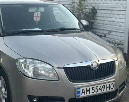 Сірий Шкода Фабія, об'ємом двигуна 1.4 л та пробігом 270 тис. км за 4000 $, фото 1 на Automoto.ua