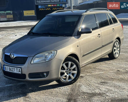 Сірий Шкода Фабія, об'ємом двигуна 1.39 л та пробігом 250 тис. км за 4999 $, фото 1 на Automoto.ua