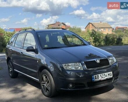 Серый Шкода Фабия, объемом двигателя 1.39 л и пробегом 233 тыс. км за 5100 $, фото 1 на Automoto.ua
