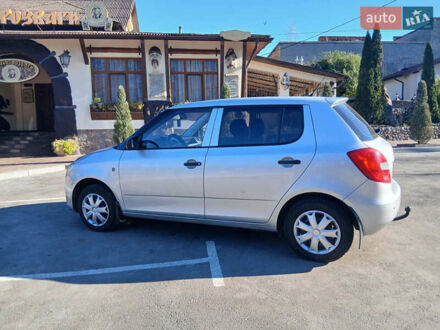 Сірий Шкода Фабія, об'ємом двигуна 1.2 л та пробігом 144 тис. км за 4700 $, фото 1 на Automoto.ua