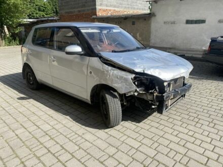 Шкода Фабія 2008 у Івано-Франківську на Automoto.ua Сірий Шкода Фабія, об'ємом двигуна 1.4 л та пробігом 71 тис. км за 2400 $, фото 1 на Automoto.ua