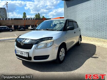 Шкода Фабия 2008 в Харькове на Automoto.ua Серый Шкода Фабия, объемом двигателя 1.2 л и пробегом 226 тыс. км за 3500 $, фото 1 на Automoto.ua