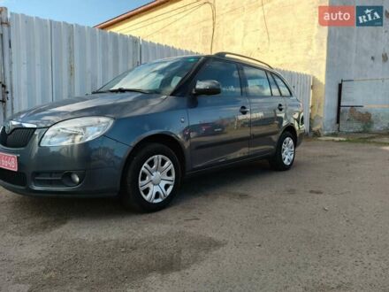 Шкода Фабія 2008 у Прилуках на Automoto.ua Сірий Шкода Фабія, об'ємом двигуна 1.6 л та пробігом 257 тис. км за 5899 $, фото 1 на Automoto.ua