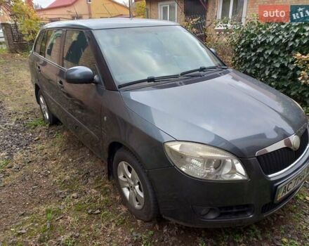 Серый Шкода Фабия, объемом двигателя 1.39 л и пробегом 250 тыс. км за 5300 $, фото 1 на Automoto.ua