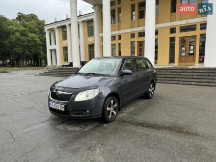 Шкода Фабия 2008 в Киеве на Automoto.ua Серый Шкода Фабия, объемом двигателя 1.4 л и пробегом 207 тыс. км за 5900 $, фото 1 на Automoto.ua