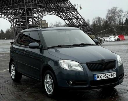 Серый Шкода Фабия, объемом двигателя 1.39 л и пробегом 69 тыс. км за 6150 $, фото 1 на Automoto.ua