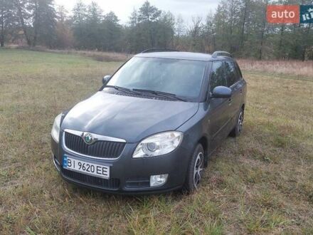 Шкода Фабия 2008 в Миргороде на Automoto.ua Серый Шкода Фабия, объемом двигателя 1.6 л и пробегом 198 тыс. км за 6000 $, фото 1 на Automoto.ua
