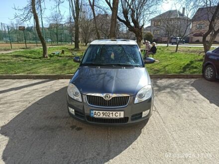 Серый Шкода Фабия, объемом двигателя 1.9 л и пробегом 227 тыс. км за 5200 $, фото 1 на Automoto.ua